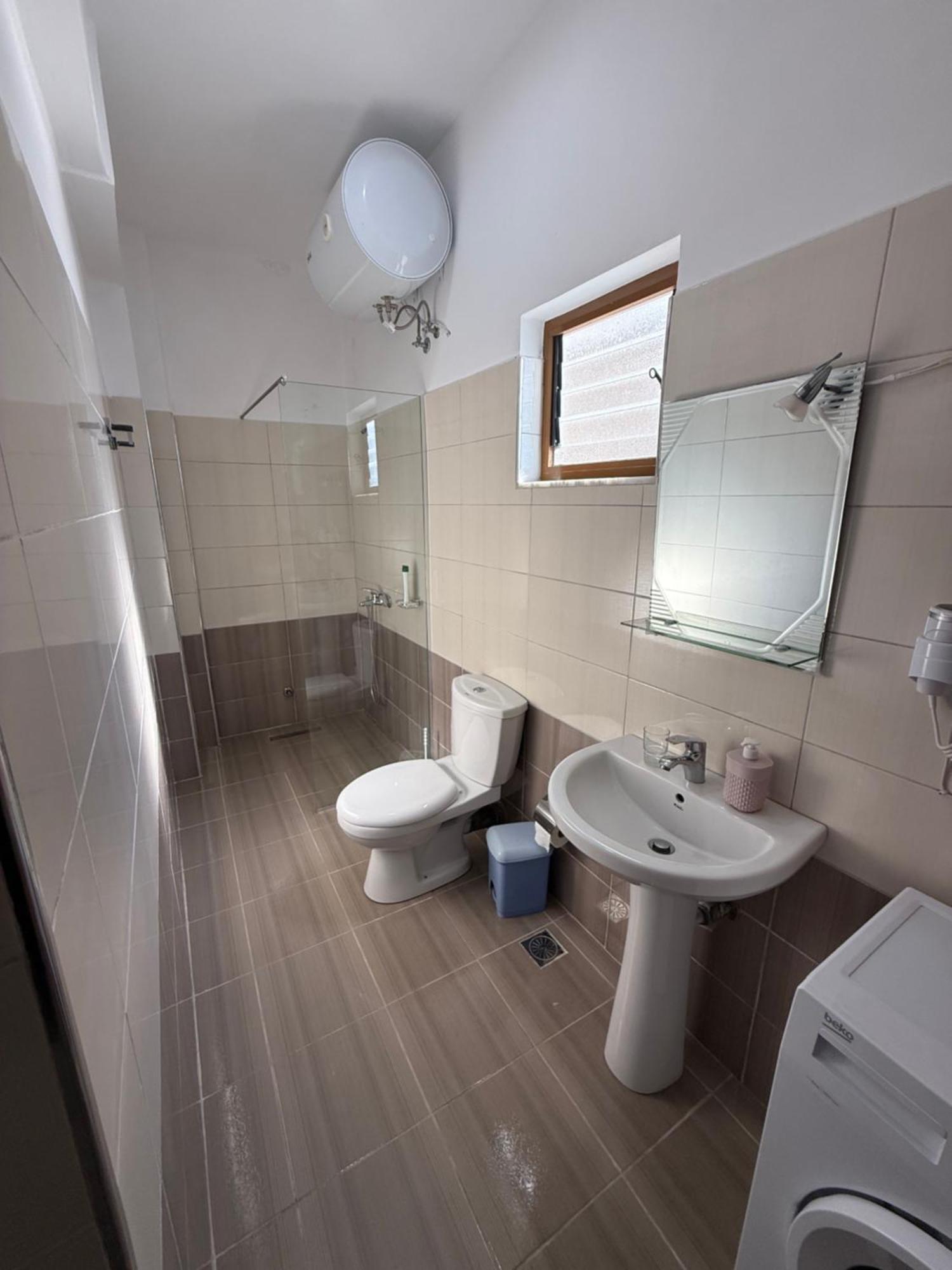 סרנדה Amar Apartments מראה חיצוני תמונה