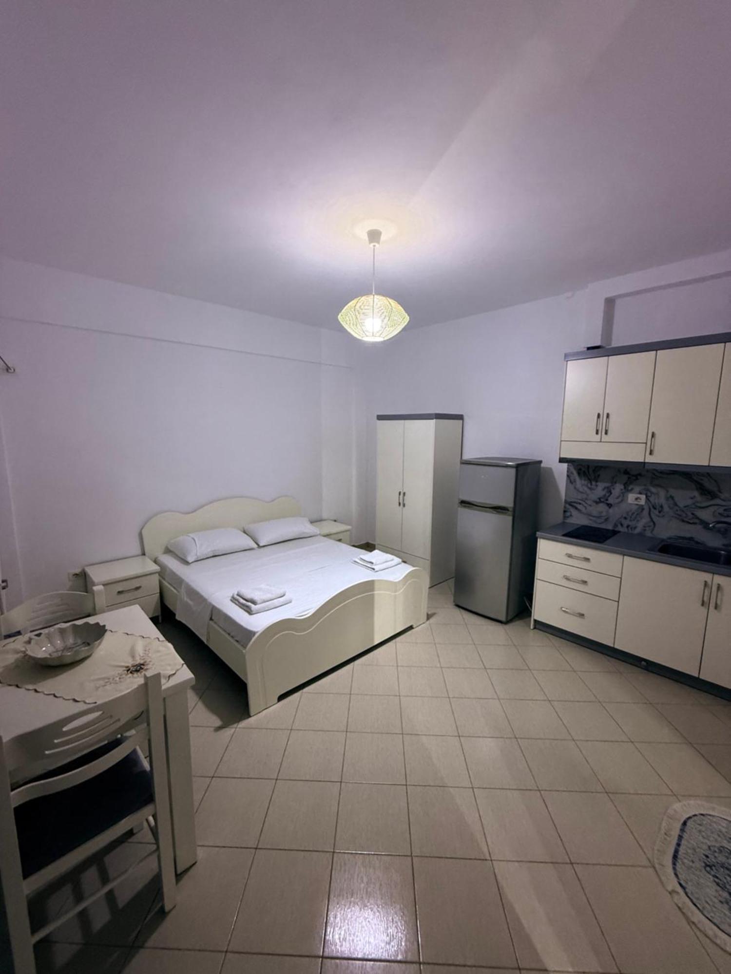 סרנדה Amar Apartments מראה חיצוני תמונה