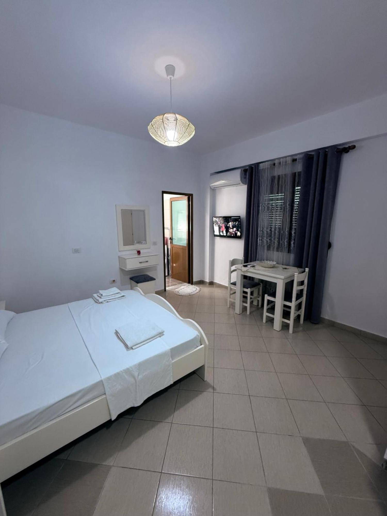 סרנדה Amar Apartments מראה חיצוני תמונה