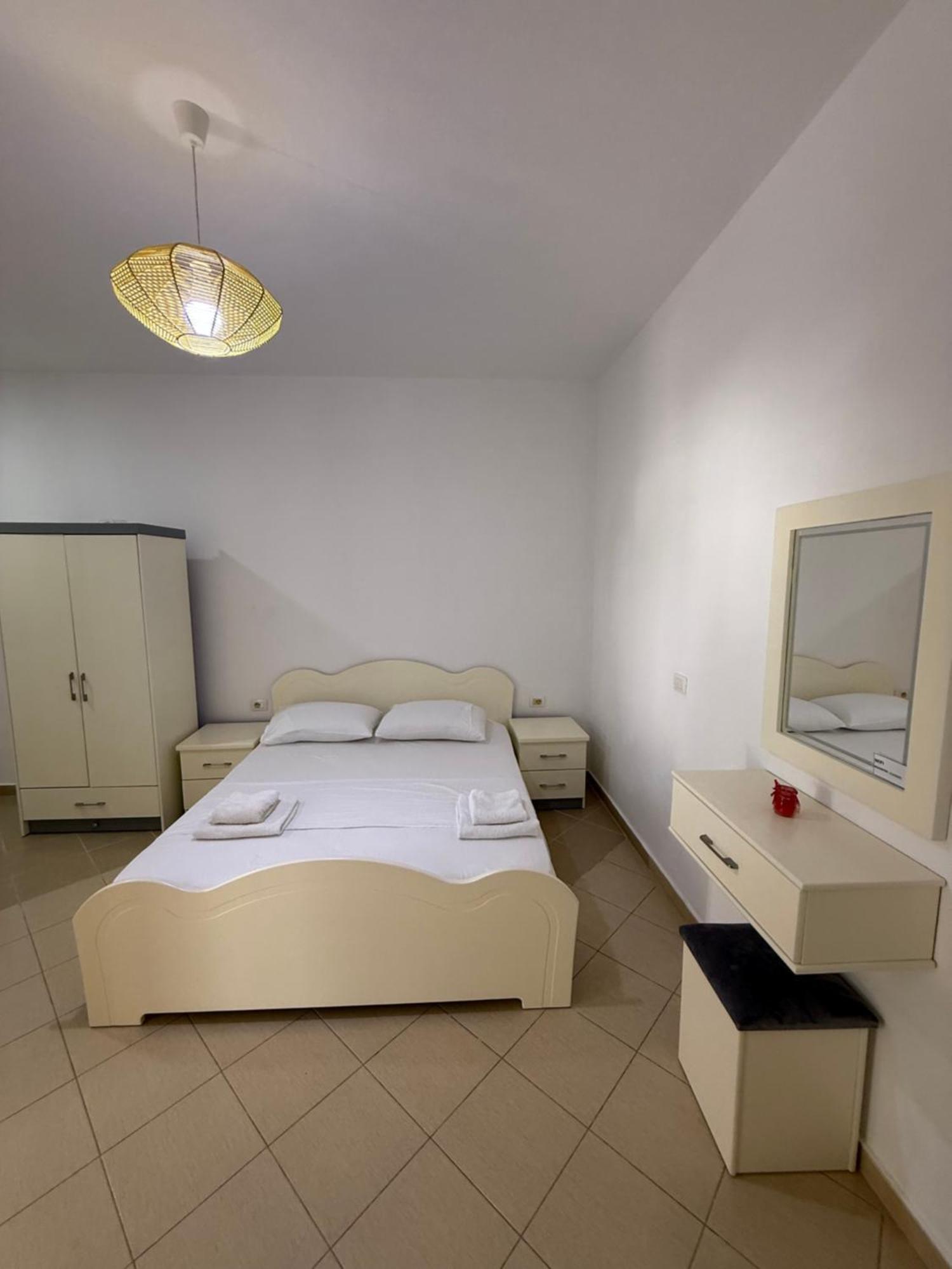 סרנדה Amar Apartments מראה חיצוני תמונה