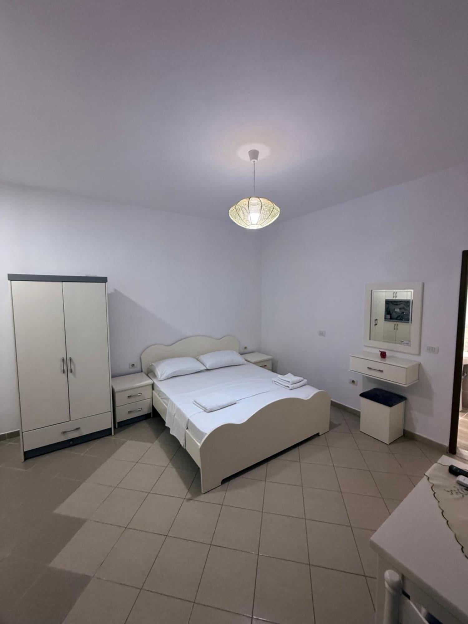 סרנדה Amar Apartments מראה חיצוני תמונה